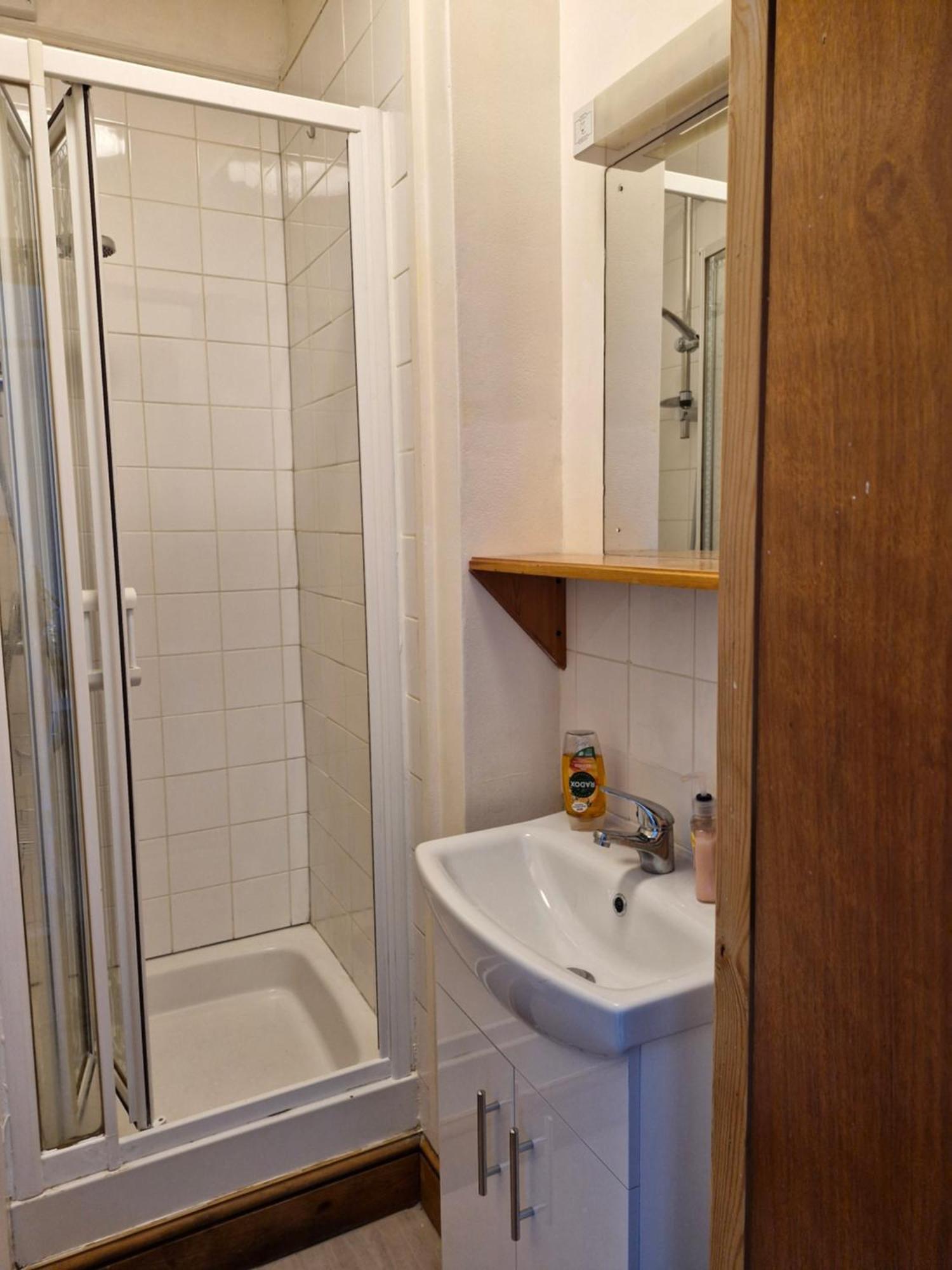 Bright Studio Apartment In A Perfect Location لندن المظهر الخارجي الصورة